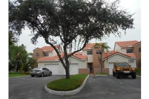 8213 NW 70th St, Tamarac, FL 33321, Sold 09/02/16