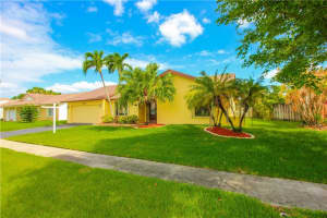 13511 NW 10th St, Sunrise, FL 33323, Sold 07/29/16
