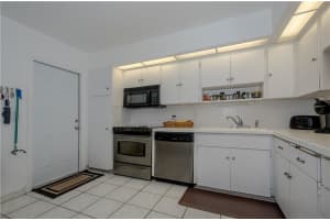 3111 NE 51st St #306c, Fort Lauderdale, FL 33308, Sold 05/08/17