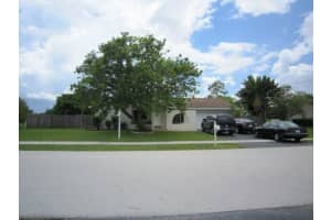 8910 NW 79th St, Tamarac, FL 33321, Sold 09/27/16