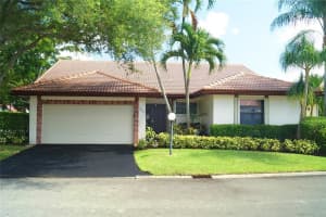 10945 Cypress Run Cir, Coral Springs, FL 33071, Sold 09/29/16