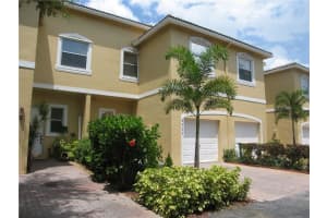 8322 Lagos De Campo Blvd, Tamarac, FL 33321, Sold 10/25/16