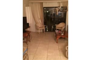 9262 NW 1st St, Pembroke Pines, FL 33024, Sold 08/02/16