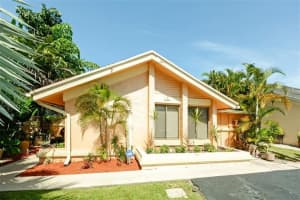 3960 SW 84th Terrace, Davie, FL 33328, Sold 08/08/16