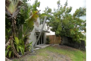 5840 Woodland Point Dr, Tamarac, FL 33319, Sold 03/28/17
