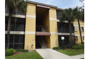 3021 N Oakland Forest Dr, Oakland Park, FL 33309, Sold 08/30/16