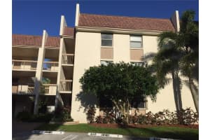 8415 Forest Hills Dr, Coral Springs, FL 33065, Sold 10/05/16