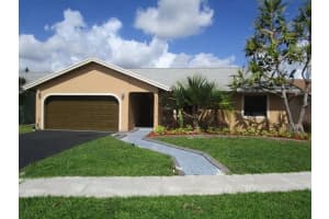 4135 NW 96th Terrace, Sunrise, FL 33351, Sold 08/19/16