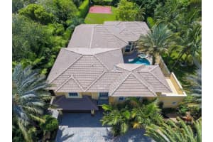 9212 NW 63rd Ct, Parkland, FL 33067, Sold 12/07/16