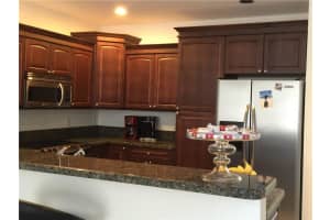 2685 NE 9th Ave, Wilton Manors, FL 33334, Sold 09/16/16