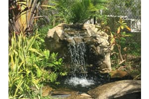 3907 Crescent Creek Dr, Coconut Creek, FL 33073, Sold 08/23/16