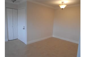 8343 SW 5th St, Pembroke Pines, FL 33025, Sold 08/12/16