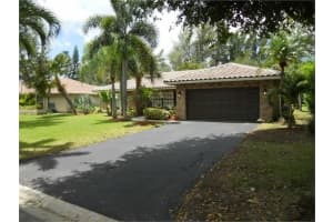 922 NW 110th Ln, Coral Springs, FL 33071, Sold 10/21/16