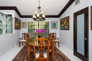 899 NW 107th Ln, Coral Springs, FL 33071, Sold 12/08/16