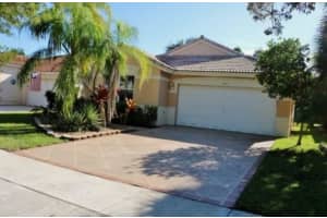 1903 NW 208th Terrace, Pembroke Pines, FL 33029, Sold 12/16/16