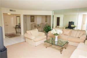 1340 S Ocean Blvd, Pompano Beach, FL 33062, Sold 08/25/17