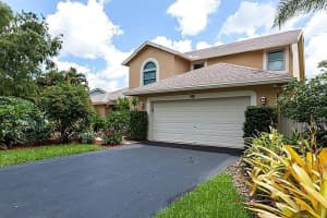 8891 SW 57th St, Cooper City, FL 33328, Sold 02/21/17