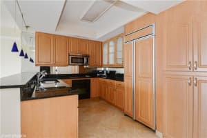 100 S Birch Rd, Fort Lauderdale, FL 33316, Sold 12/22/16