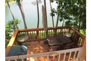 3259 NW 44th St, Oakland Park, FL 33309, Sold 09/27/16