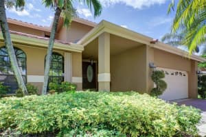 5225 NW 89th Dr, Coral Springs, FL 33067, Sold 09/02/16