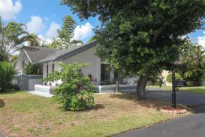 8400 SW 39th Ct, Davie, FL 33328, Sold 10/31/16