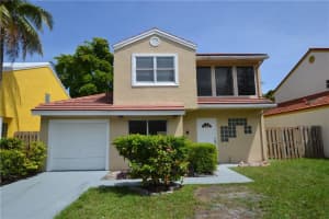 20010 NE 6th Ct, Miami, FL 33179, Sold 12/02/16