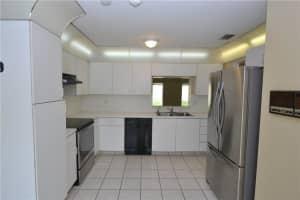 20010 NE 6th Ct, Miami, FL 33179, Sold 12/02/16