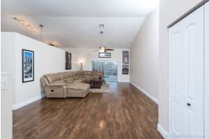 3732 Royal Cypress Ln, Lake Worth, FL 33467, Sold 09/29/16