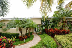 2365 NE 8th St, Fort Lauderdale, FL 33304, Sold 09/13/16