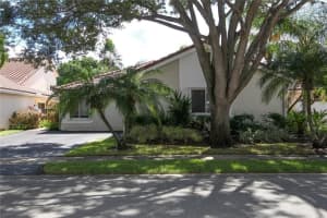 340 NW 100th Ave, Plantation, FL 33324, Sold 09/28/16