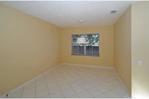 10111 NW 6th St, Pembroke Pines, FL 33026, Sold 09/30/16
