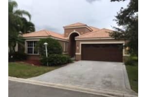 273 NW 116th Ln, Coral Springs, FL 33071, Sold 08/26/16