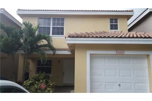 9288 NW 55th St, Sunrise, FL 33351, Sold 10/31/16