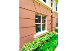1033 NE 17th Way, Fort Lauderdale, FL 33304, Sold 10/11/16