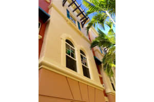 1033 NE 17th Way, Fort Lauderdale, FL 33304, Sold 10/11/16