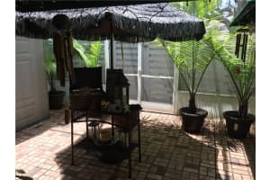 530 NW 98th Ave, Plantation, FL 33324, Sold 09/29/16