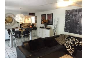 530 NW 98th Ave, Plantation, FL 33324, Sold 09/29/16