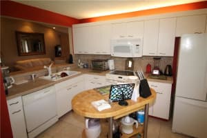 1205 NW 50th St, Deerfield Beach, FL 33442, Sold 02/28/17