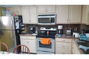 8735 Ramblewood Dr, Coral Springs, FL 33071, Sold 09/21/16
