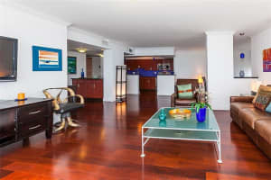 209 N Fort Lauderdale Beach Blvd #8b, Fort Lauderdale, FL 33304, Sold 03/15/17