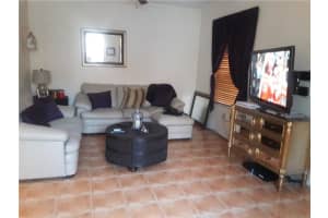 700 SW 106th Ave, Pembroke Pines, FL 33025, Sold 11/04/16