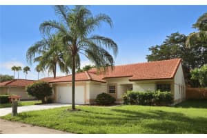 10440 NW 8th Ct, Coral Springs, FL 33071, Sold 11/09/16
