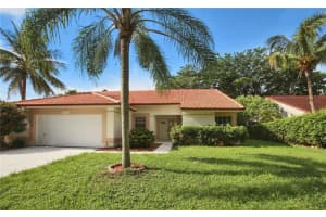 10440 NW 8th Ct, Coral Springs, FL 33071, Sold 11/09/16