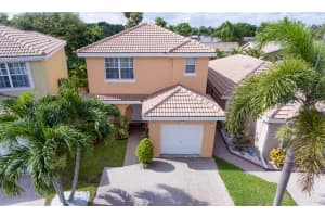 9204 NW 54th St, Sunrise, FL 33351, Sold 10/05/16