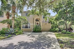 691 NW 88th Dr, Coral Springs, FL 33071, Sold 09/29/16