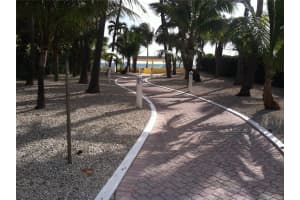 2020 Terra Mar Dr, Pompano Beach, FL 33062, Sold 01/17/17