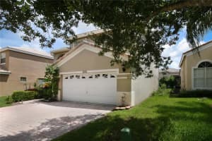 8422 NW 47th St, Coral Springs, FL 33067, Sold 10/20/16