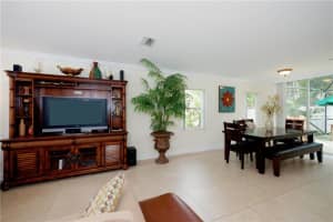 141 NW 117th Terrace, Coral Springs, FL 33071, Sold 10/27/16