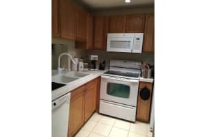 2741 S Oakland Forest Dr, Oakland Park, FL 33309, Sold 12/12/16