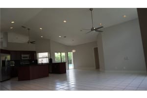 5240 NW 89th Dr, Coral Springs, FL 33067, Sold 10/28/16